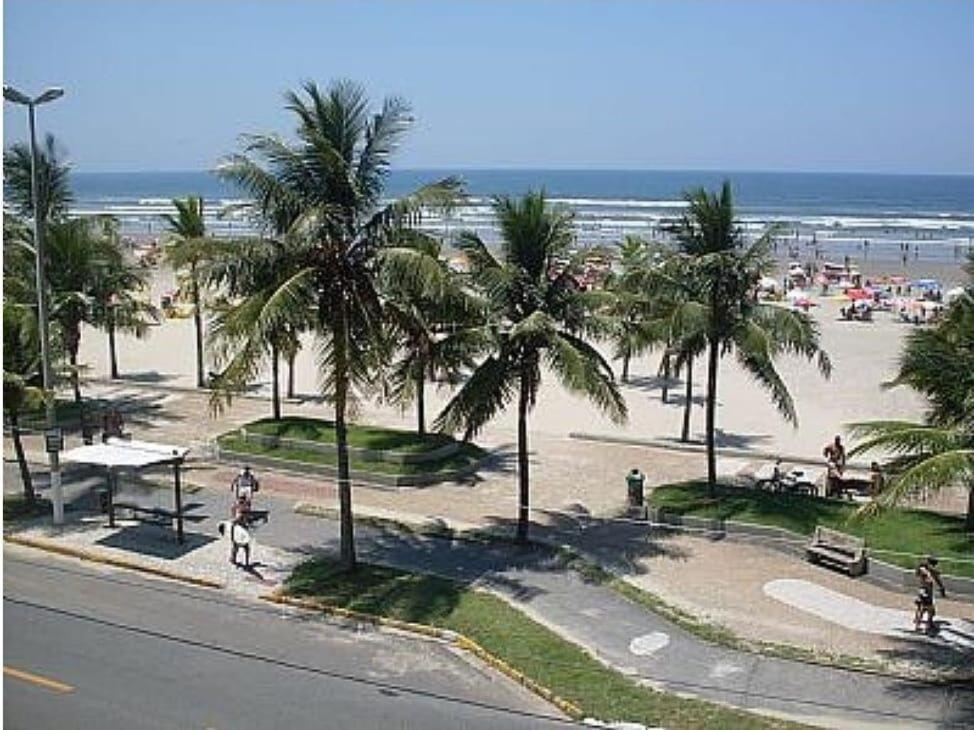 Apto Em Predio Frente A Praia, 1 Quarto, Com Garagem Coberta, Local Privilegiado Apartamento Praia Grande (Santos)
