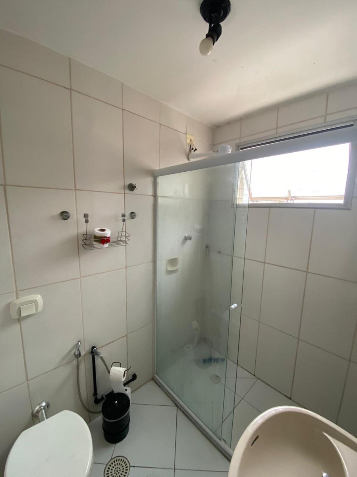 Apartamento Apto Em Predio Frente A Praia, 1 Quarto, Com Garagem Coberta, Local Privilegiado Praia Grande (Santos)